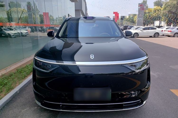 Used Hima AITO M8 2025 Extended-Range Ultra Version 53.4 kWh 6-Seater Edition Front