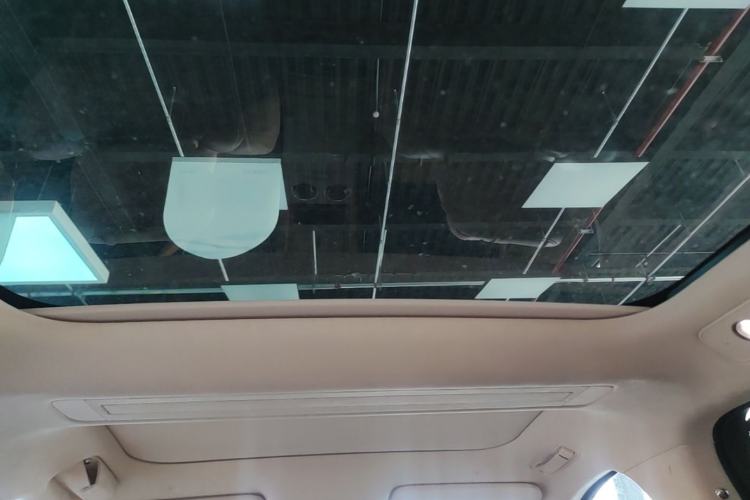 Used Hima AITO M8 2025 Extended-Range Ultra Version 53.4 kWh 6-Seater Edition Headliner