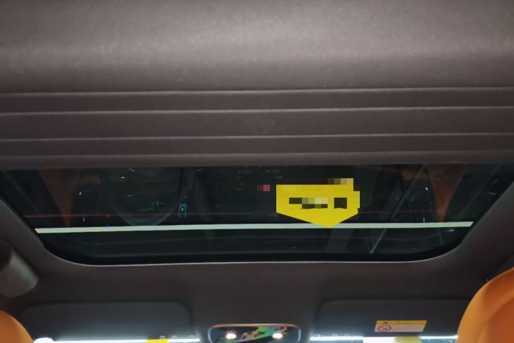 Used Hima AITO M8 2025 Model Pure Electric Ultra Six-Seat Four-Wheel-Drive Version Headliner