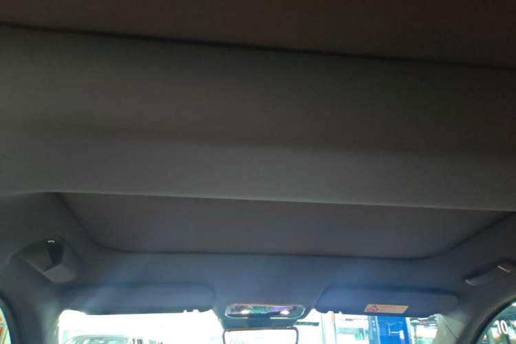 Used Hima AITO M8 2025 Extended-Range Max+ Version 53.4 kWh 6-Seater Edition Headliner