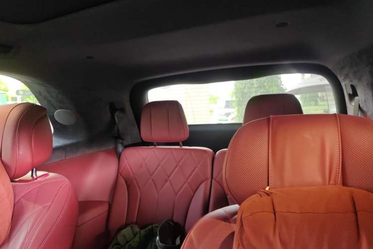 Used Hima AITO M8 2025 Extended-Range Max+ Version 53.4 kWh 6-Seater Edition Headliner