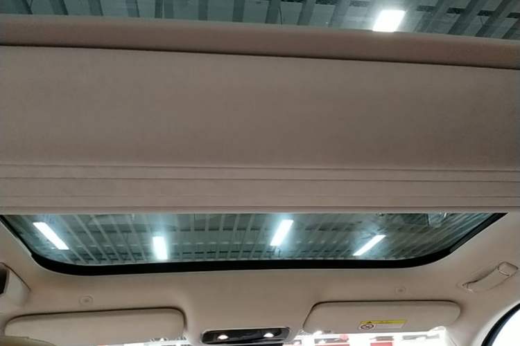 Used Hima AITO M8 2025 Extended-Range Ultra Version 53.4 kWh 6-Seater Edition Headliner