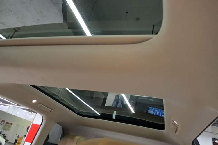 Used Hima AITO M8 2025 Extended-Range Max+ Version 53.4 kWh 5-Seater Edition Headliner
