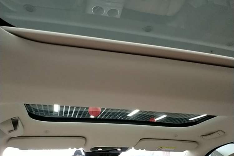 Used Hima AITO M8 2025 Extended-Range Max+ Version 53.4 kWh 5-Seater Edition Headliner