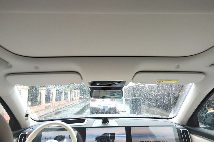 Used Hima AITO M8 2025 Extended-Range Max+ Version 53.4 kWh 6-Seater Edition Headliner