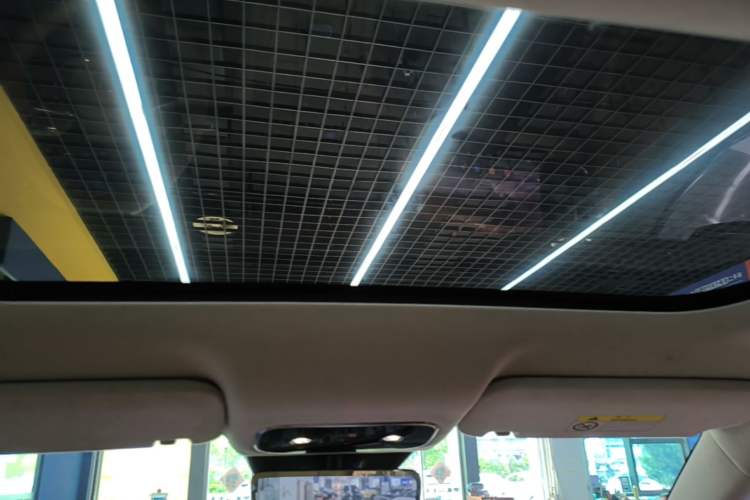Used Hima AITO M8 2025 Extended-Range Ultra Version 53.4 kWh 6-Seater Edition Headliner