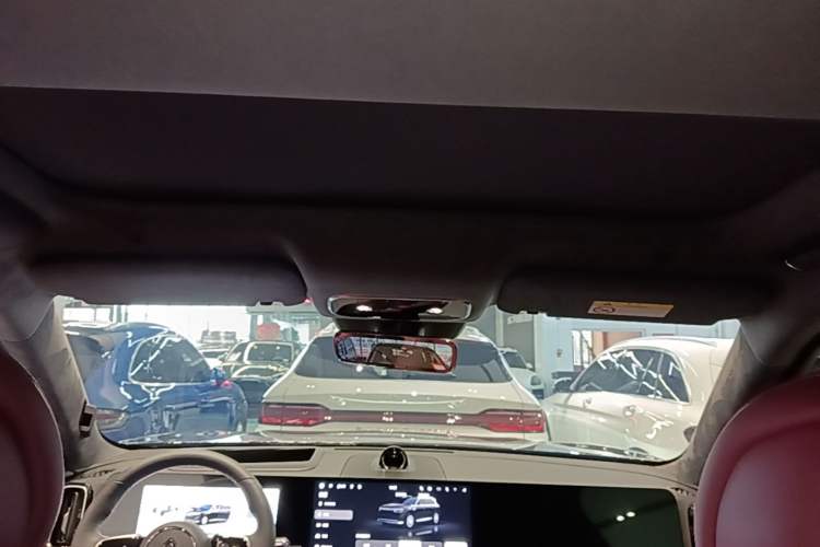 Used Hima AITO M8 2025 Extended-Range Max+ Version 53.4 kWh 5-Seater Edition Headliner