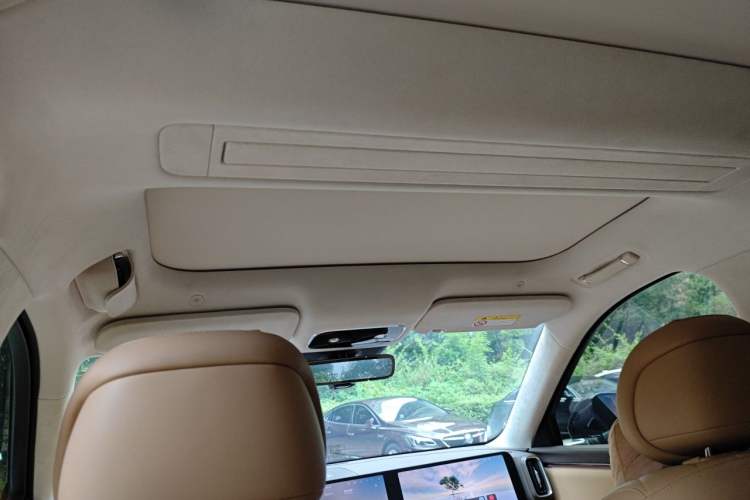 Used Hima AITO M8 2025 Extended-Range Max+ Version 53.4 kWh 6-Seater Edition Headliner