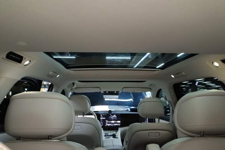 Used Hima AITO M8 2025 Model, Pure Electric Max+ Six-Seat Long-Range Version Headliner