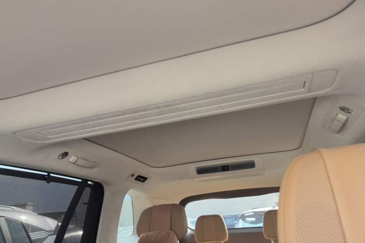 Used Hima AITO M8 2025 Extended-Range Ultra Version 53.4 kWh 6-Seater Edition Headliner