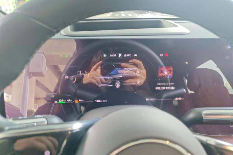 Used Hima AITO M8 2025 Extended-Range Max+ Version 53.4 kWh 6-Seater Edition Instrument Cluster