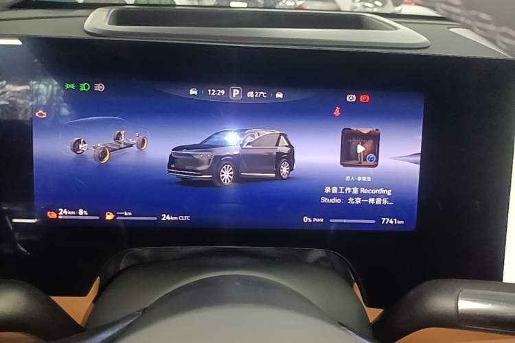 Used Hima AITO M8 2025 Extended-Range Max+ Version 53.4 kWh 6-Seater Edition Instrument Cluster