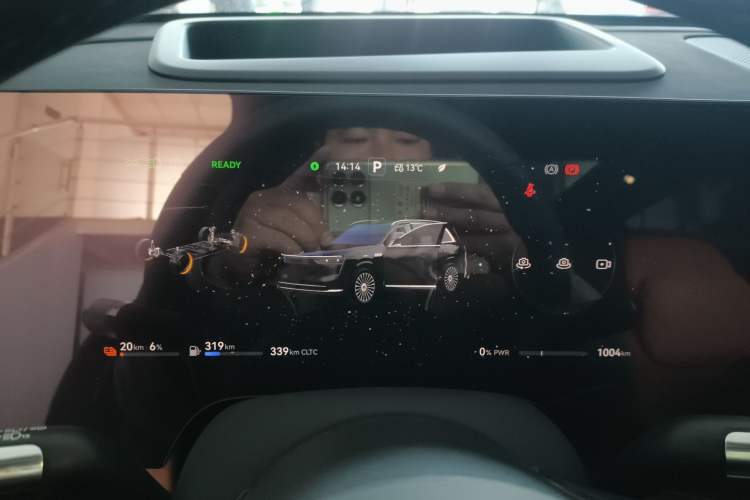 Used Hima AITO M8 2025 Extended-Range Max+ Version 53.4 kWh 6-Seater Edition Instrument Cluster