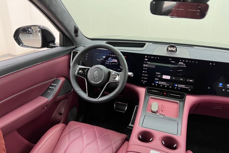 Used Hima AITO M8 2025 Extended-Range Max+ Version 53.4 kWh 6-Seater Edition Interior 10