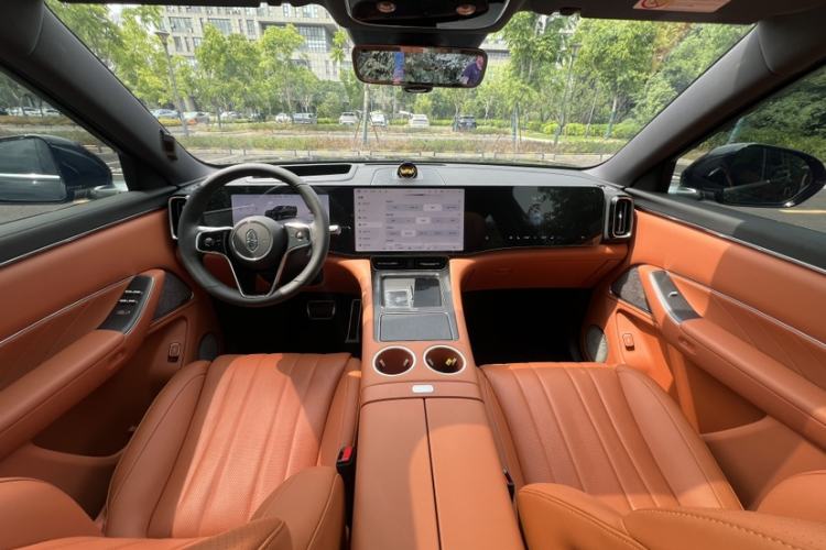 Used Hima AITO M8 2025 Extended-Range Max+ Version 53.4 kWh 5-Seater Edition Interior 2