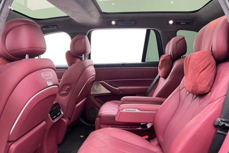 Used Hima AITO M8 2025 Extended-Range Max+ Version 53.4 kWh 6-Seater Edition Interior 7