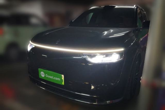 Used Hima AITO M8 2025 Extended-Range Max+ Version 53.4 kWh 6-Seater Edition