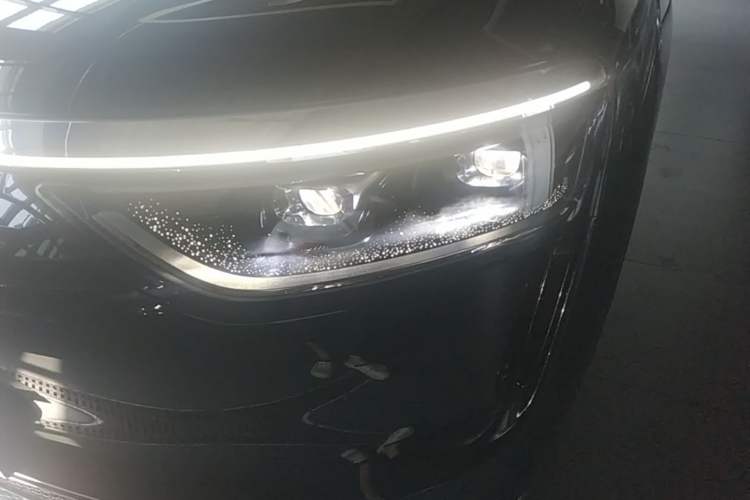 Used Hima AITO M8 2025 Model, Pure Electric Max+ Six-Seat Long-Range Version Left Front Headlight