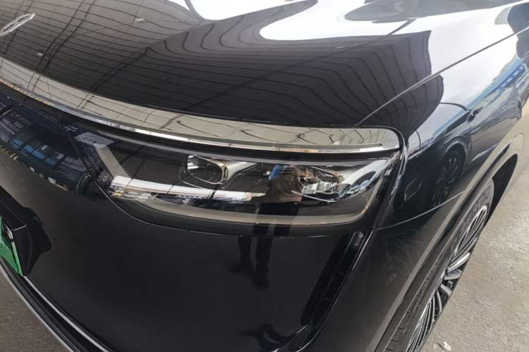 Used Hima AITO M8 2025 Extended-Range Ultra Version 53.4 kWh 6-Seater Edition Left Front Headlight