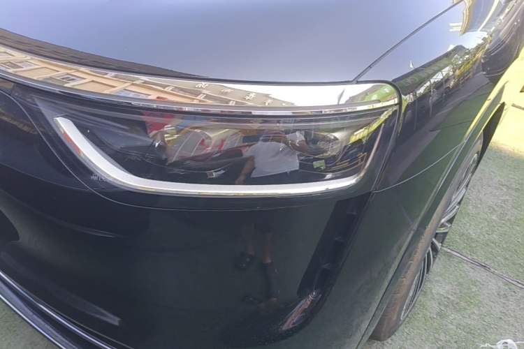 Used Hima AITO M8 2025 Extended-Range Ultra Version 53.4 kWh 5-Seater Edition Left Front Headlight