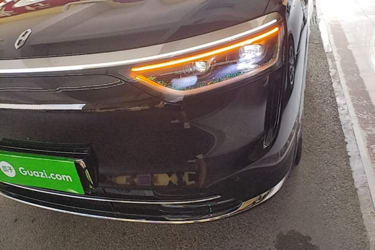 Used Hima AITO M8 2025 Extended-Range Max+ Version 53.4 kWh 6-Seater Edition Left Front Headlight