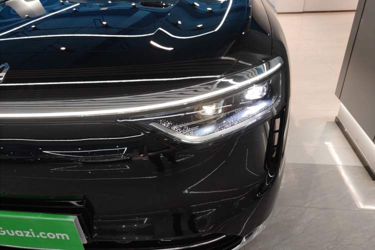 Used Hima AITO M8 2025 Extended-Range Ultra Version 53.4 kWh 6-Seater Edition Left Front Headlight