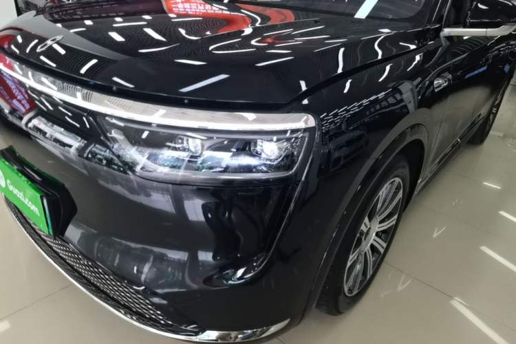 Used Hima AITO M8 2025 Model, Pure Electric Max+ Six-Seat Long-Range Version Left Front Headlight