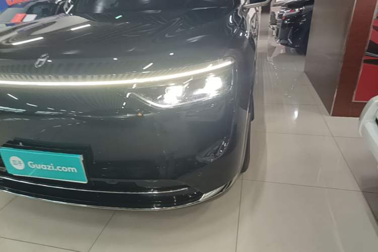 Used Hima AITO M8 2025 Extended-Range Max+ Version 53.4 kWh 5-Seater Edition Left Front Headlight