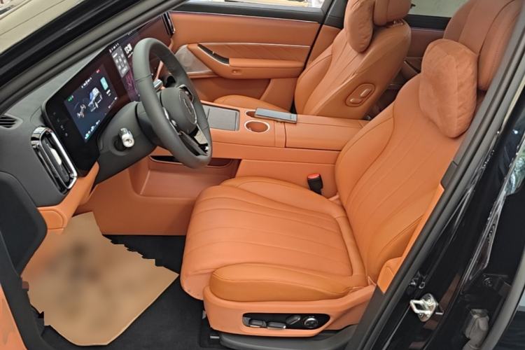 Used Hima AITO M8 2025 Extended-Range Ultra Version 53.4 kWh 6-Seater Edition Left Front Seat
