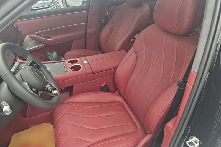Used Hima AITO M8 2025 Extended-Range Max+ Version 53.4 kWh 5-Seater Edition Left Front Seat