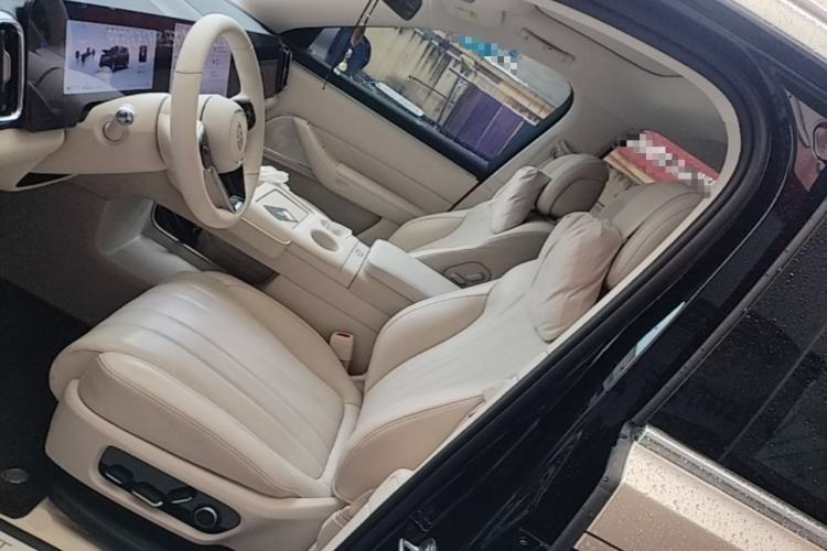 Used Hima AITO M8 2025 Extended-Range Max+ Version 53.4 kWh 5-Seater Edition Left Front Seat