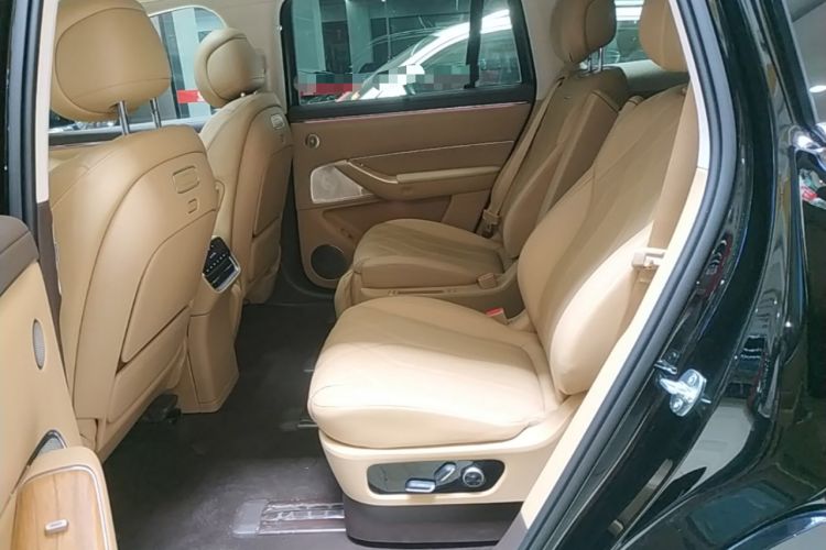 Used Hima AITO M8 2025 Extended-Range Ultra Version 53.4 kWh 6-Seater Edition Left Rear Seat
