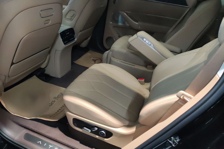 Used Hima AITO M8  Left Rear Seat