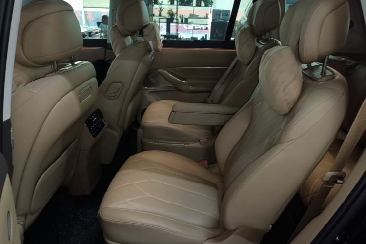 Used Hima AITO M8 2025 Extended-Range Ultra Version 53.4 kWh 6-Seater Edition Left Rear Seat