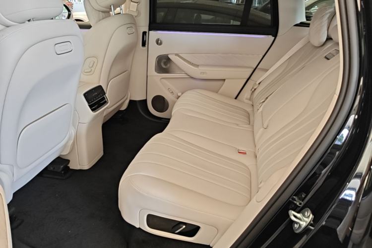 Used Hima AITO M8 2025 Model Range-Extender Max Edition 53.4 kWh, 5-seat version (896-line LiDAR) Left Rear Seat
