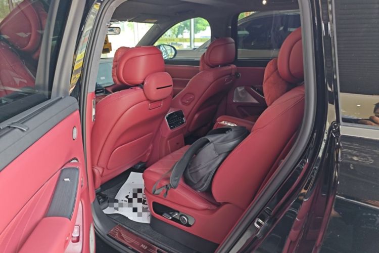 Used Hima AITO M8 2025 Extended-Range Max+ Version 53.4 kWh 6-Seater Edition Left Rear Seat