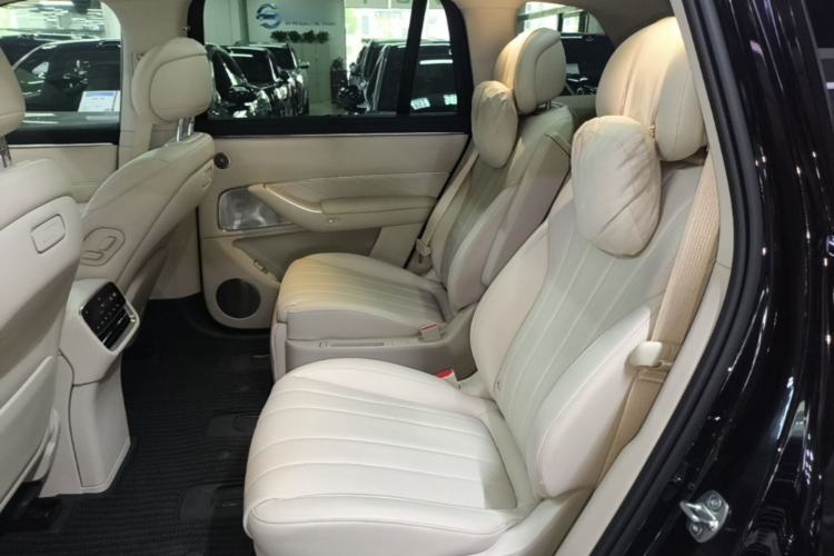 Used Hima AITO M8 2025 Model, Pure Electric Max+ Six-Seat Long-Range Version Left Rear Seat