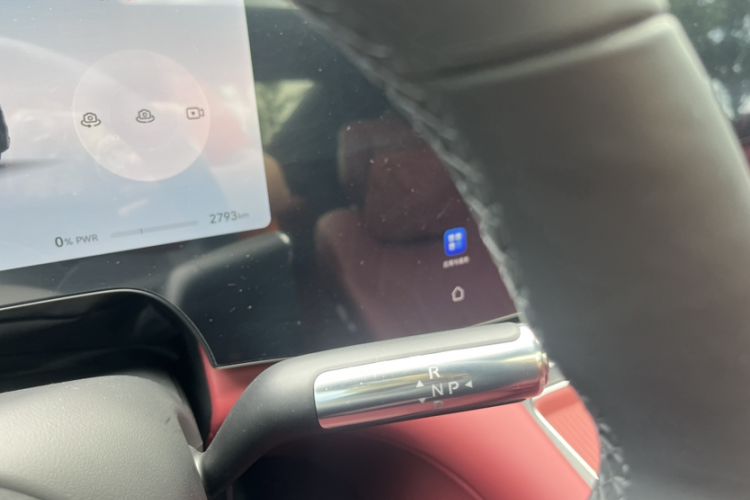 Used Hima AITO M8 2025 Extended-Range Max+ Version 53.4 kWh 6-Seater Edition Odometer Close Up