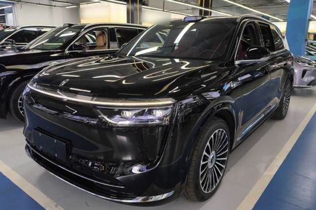 Used Hima AITO M8 2025 Extended-Range Max+ Version 53.4 kWh 5-Seater Edition