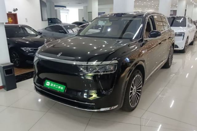 Używany Hima AITO M8 2025 Extended-Range Ultra Version 53.4 kWh 6-Seater Edition