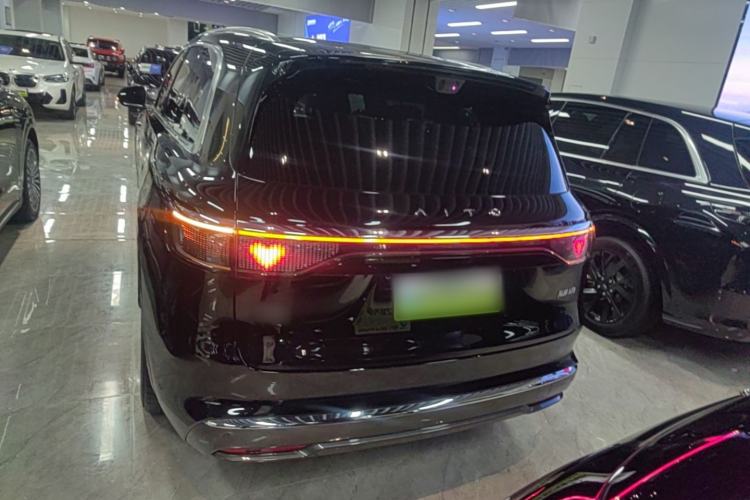 Used Hima AITO M8 2025 Extended-Range Max Version 37 kWh 5-Seater Rear