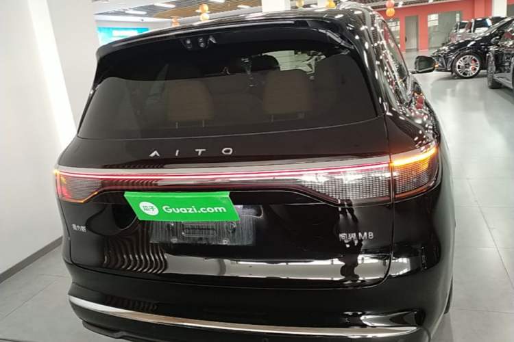 Used Hima AITO M8 2025 Extended-Range Ultra Version 53.4 kWh 6-Seater Edition Rear