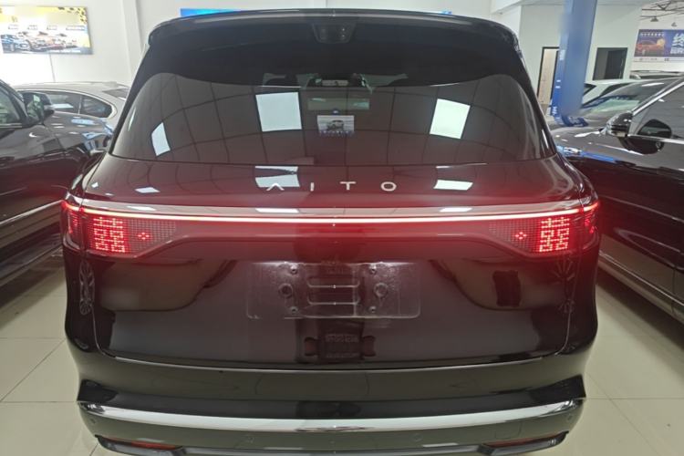 Used Hima AITO M8 2025 Extended-Range Max+ Version 53.4 kWh 6-Seater Edition Rear