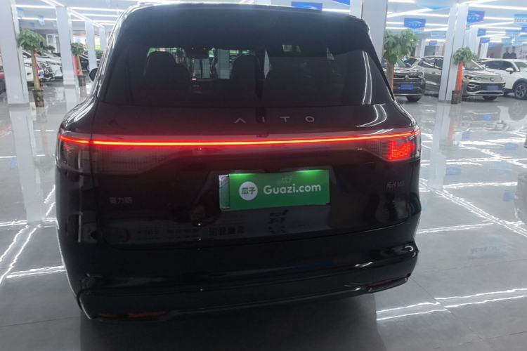Used Hima AITO M8 2025 Extended-Range Ultra Version 53.4 kWh 5-Seater Edition Rear