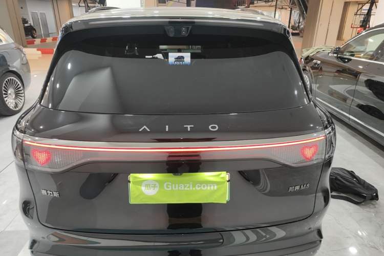 Used Hima AITO M8 2025 Extended-Range Ultra Version 53.4 kWh 5-Seater Edition Rear
