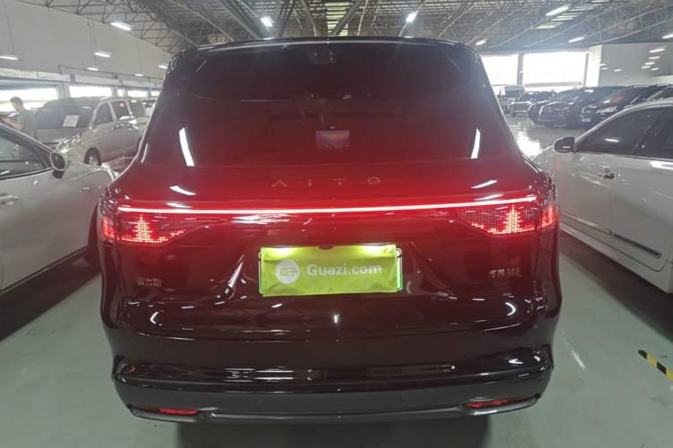 Used Hima AITO M8 2025 Extended-Range Max+ Version 53.4 kWh 6-Seater Edition Rear