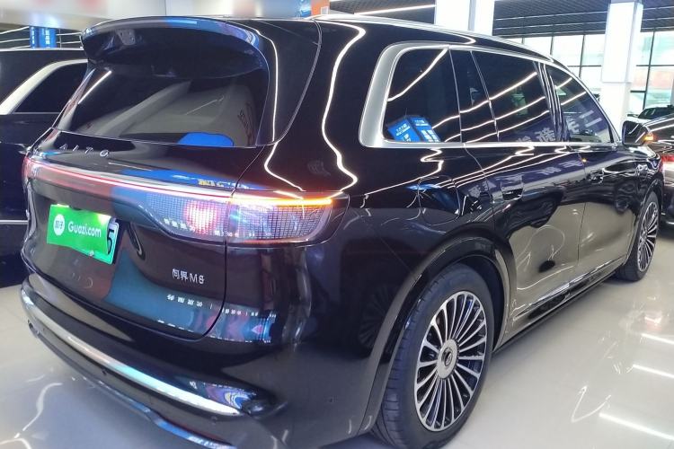 Used Hima AITO M8 2025 Extended-Range Ultra Version 53.4 kWh 6-Seater Edition Rear