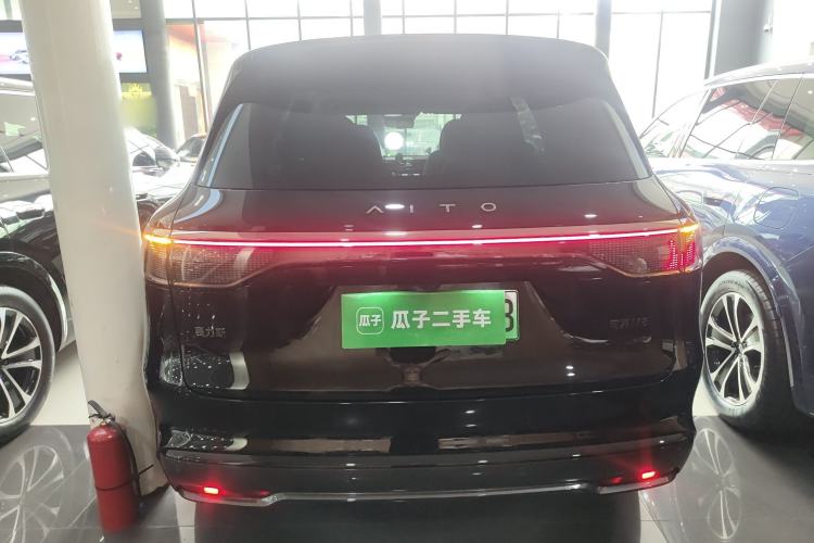 Used Hima AITO M8 2025 Extended-Range Max+ Version 53.4 kWh 6-Seater Edition Rear