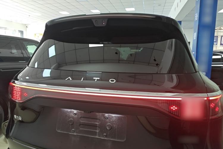 Used Hima AITO M8 2025 Extended-Range Max+ Version 53.4 kWh 6-Seater Edition Rear