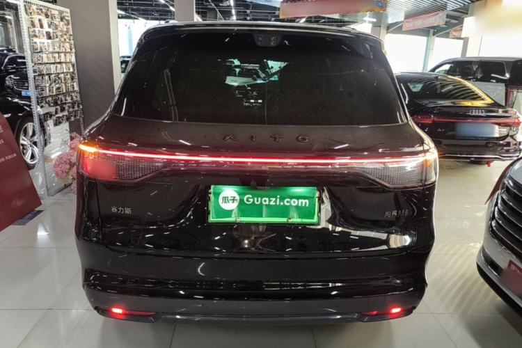 Used Hima AITO M8 2025 Extended-Range Ultra Version 53.4 kWh 6-Seater Edition Rear